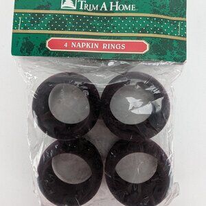 Vintage Trim A Home 4 Napkin Rings Deep Red Purple Velvet KMart in Package